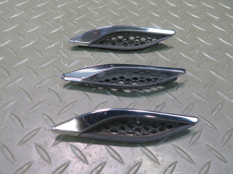 2014-2020 MASERATI GHIBLI M157 SQ4 FRONT RIGHT SIDE FENDER VENT GRILL TRIM SET