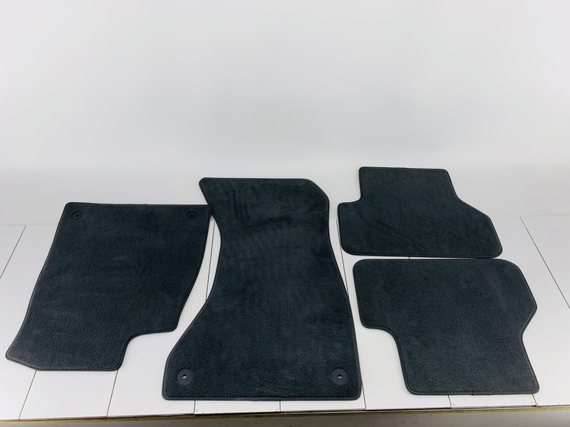 17-20 AUDI A4 B9 FRONT & REAR SECOND 2ND ROW CARPET FLOOR MATS SET OF 4 OEM