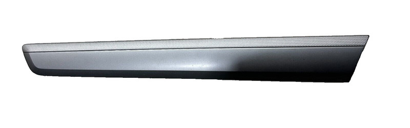 VOLKSWAGEN PASSAT 2016-2019 FRONT DRIVER SIDE DOOR PANEL MOLDING TRIM COVER OEM