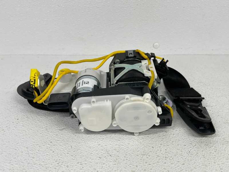 ⭐2012-2015 AUDI A7 S7 FRONT RIGHT PASS SEAT BELT RETRACTOR ASSY OEM LOT2301