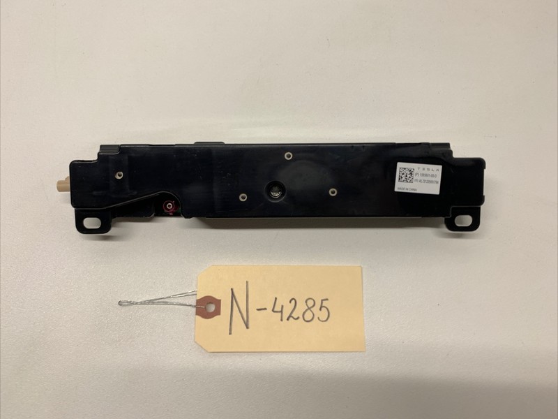 2017-2022 OEM TESLA Model 3 WIFI Bluetooth Antenna Module Unit 4285 B66