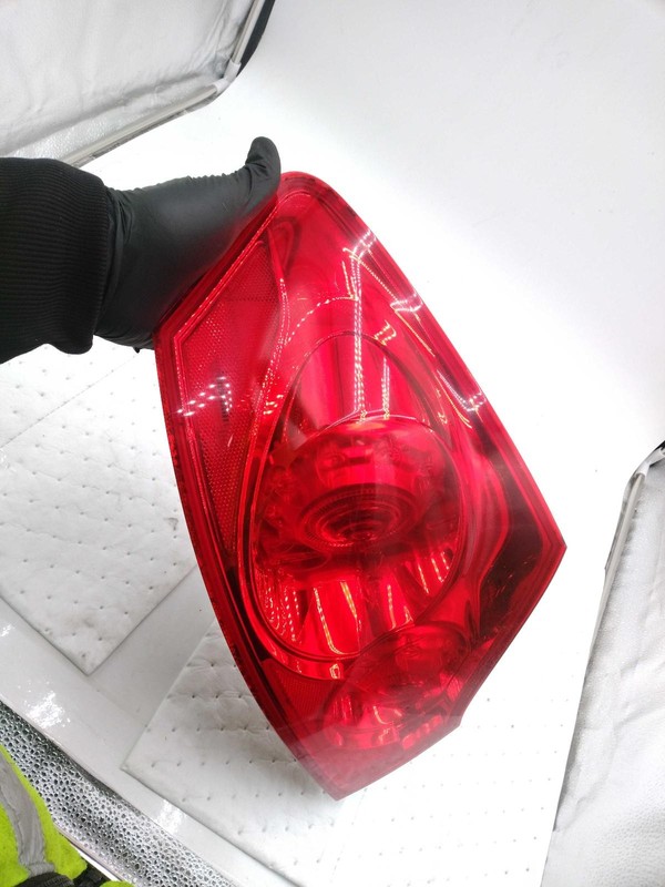 2013 INFINITI G37 Left Tail Light Assembly Black - Small Stress Cracks