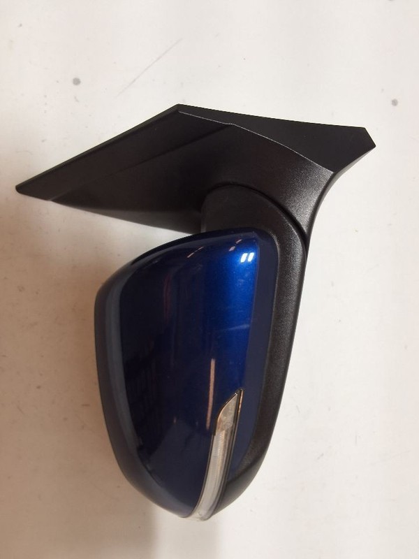 2018-2022 Hyundai ACCENT Passenger Side View Mirror Heated With Turn Signal