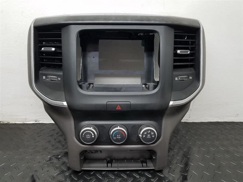19-24 Dodge Ram 1500 Temperature Control W/ Bezel & Air Vents OEM 68340281AC