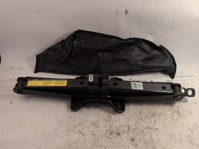 2007 Toyota RAV4 Jack With Tools Tire Iron Wrench OEM