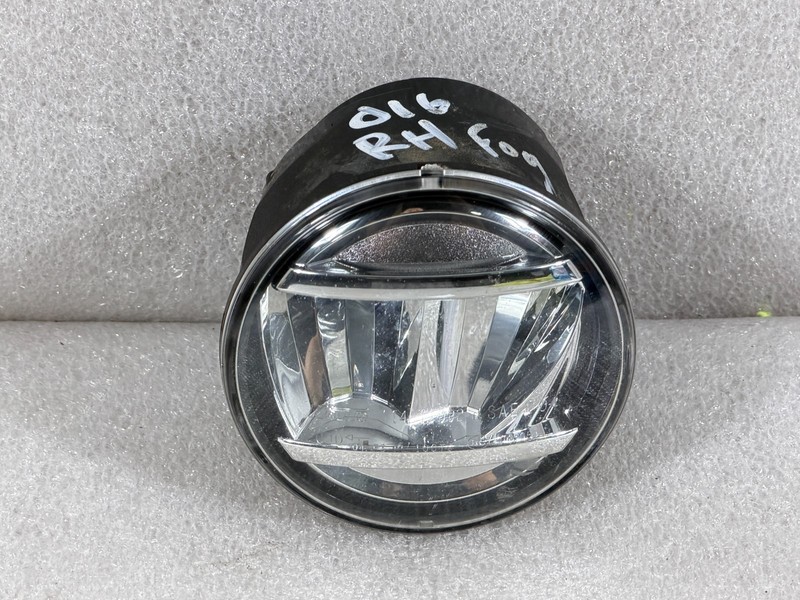2017-2020 Toyota 86 OEM LED RIGHT Fog Light #016