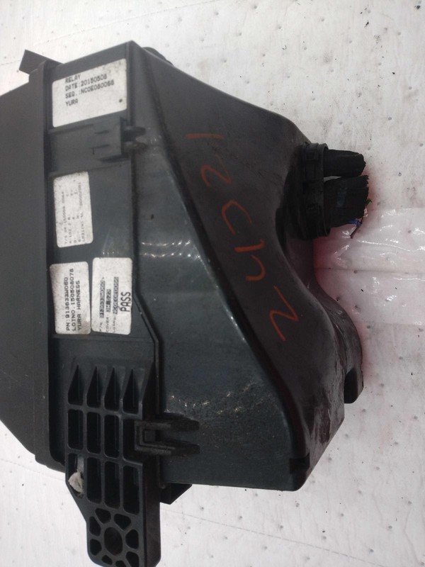 2016 KIA Sportage Fuse Box OEM Black 2.0L 913633W210 91K Miles - Warranty 6 Mo