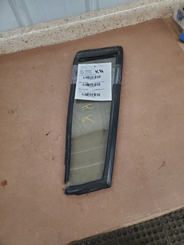 Passenger Right Quarter Glass Fits 80-89 LINCOLN & TOWN CAR 292799