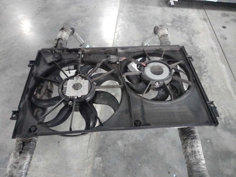 Used Engine Cooling Fan Motor fits: 2015 Volkswagen Jetta Fan Assembly 2.0L gaso
