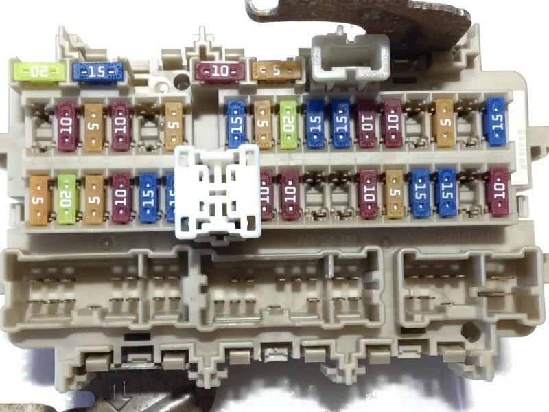 2016-2018 NISSAN MAXIMA CABIN FUSE BOX 69K 24831