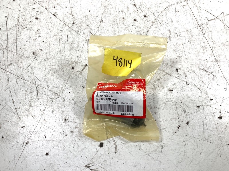 15-20 Honda Fit Rear Wheel Brake Cylinder Assembly 43300-T5R-A01 OEM (NEW)