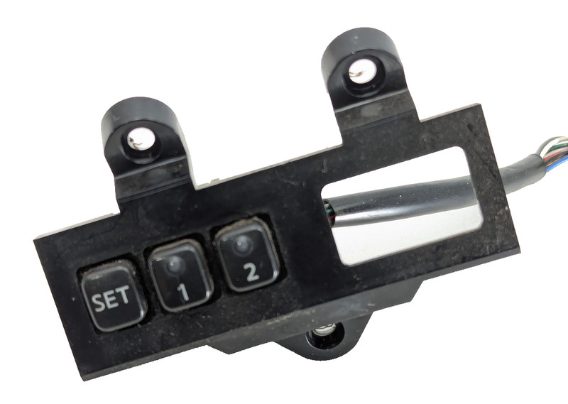 03-07 G35 COUPE LEFT MEMORY SEAT SWITCH DRIVER SET 1 2 OEM NISSAN