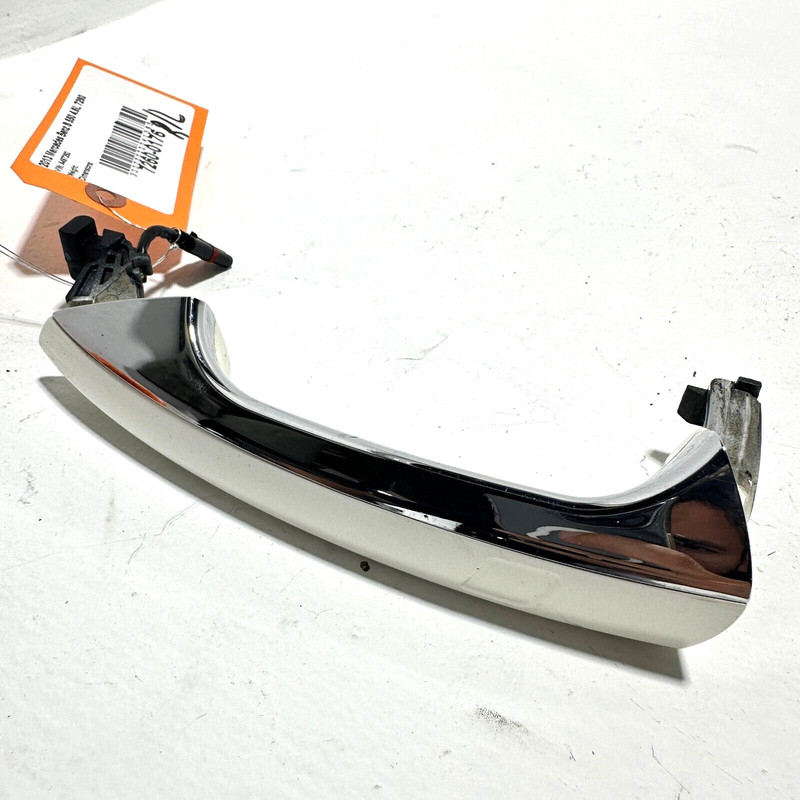 MERCEDES W221 S550 REAR LEFT DRIVER DOOR EXTERIOR HANDLE KEYLESS GO OEM 2007-13