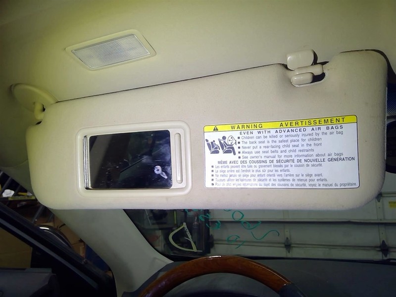 Driver Left Sun Visor Illuminated Fits 10-11 LEXUS ES350 1760252