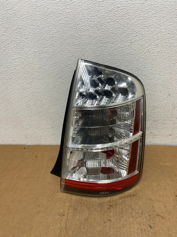 2006 2007 2008 2009 Toyota Prius Tail Light Right Passenger Side AD1258 LK