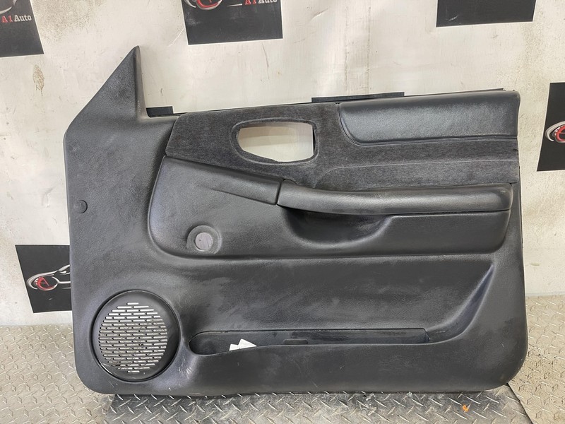 2000 2001 Chevrolet Blazer Front Passenger Right Door Panel Tested Oem