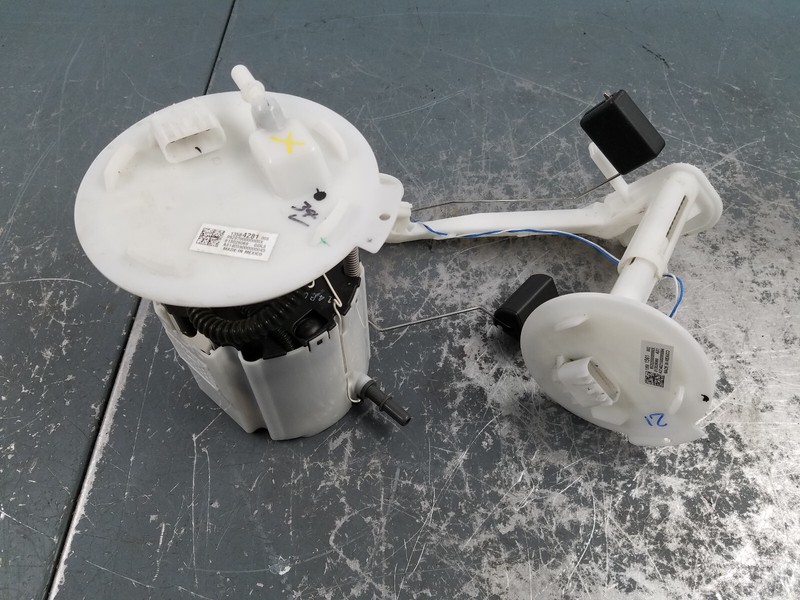 2014 Chevy Camaro SS Fuel Pump / Sending Unit #0370 K6