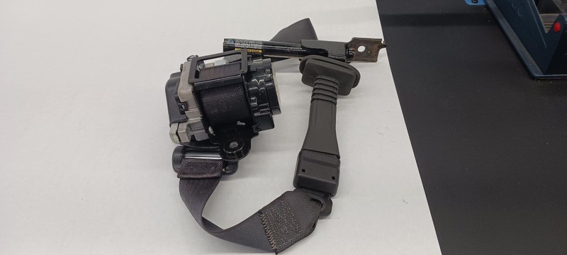 2013 LINCOLN MKS Front Seat Belt passenger retractor OEM 13 14 15 16