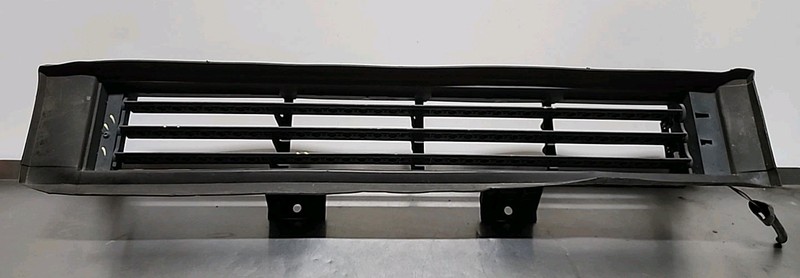 2019 2020 2021 Nissan Alltima Front Lower Radiator Motor Air Shutter Grille OEM