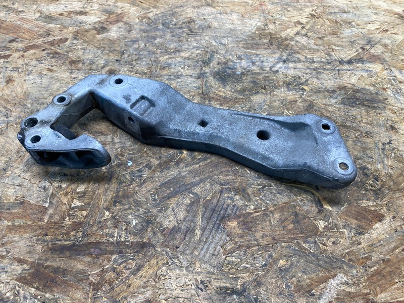 BMW F06 F10 F12 5/6/7 Series Transmission Crossmember Mount Support Bracket OEM✅