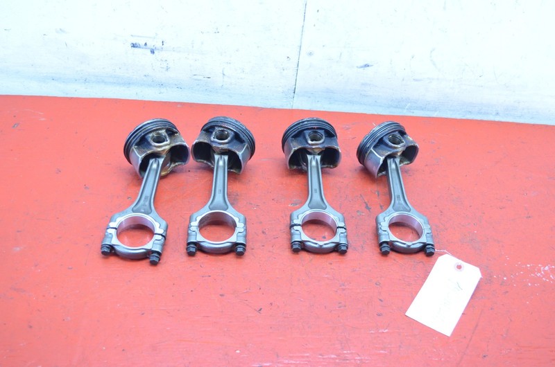 17-21 ALFA ROMEO GIULIA 2.0L PISTON WITH CONNECTING ROD SET OF 4 OEM