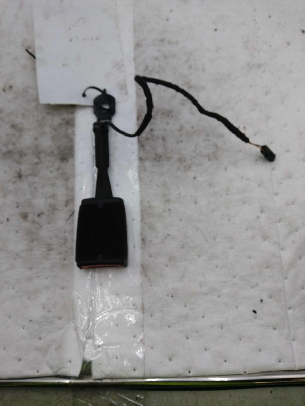 2020 Volkswagen Jetta OEM Grey Seat Belt - Used, 71k Miles, 1 Piece