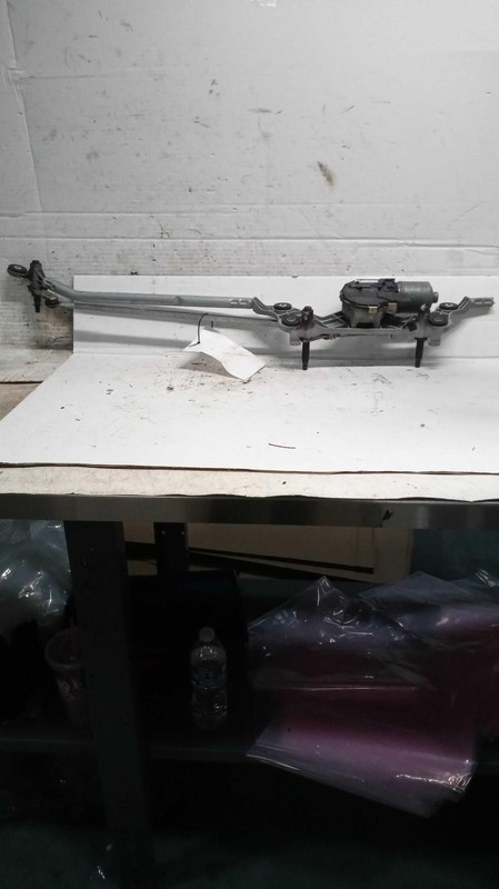 2017 Porsche Cayenne Wiper Motor OEM Silver 95862802300 91k Miles