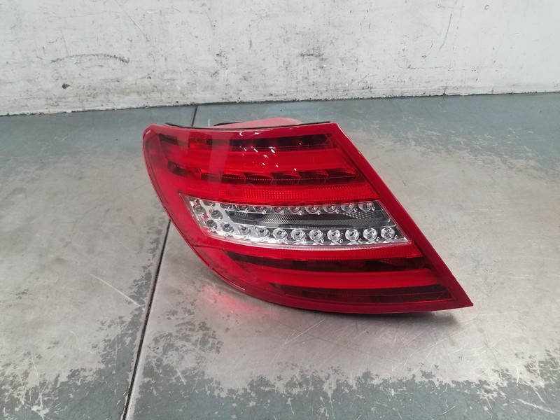 2008 Mercedes Benz AMG C 63 Left Driver Tail Light #9566 K2