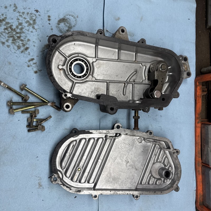 1992 YAMAHA EXCITER 2 EX570 EX 570 Snowmobile Chain Case Good
