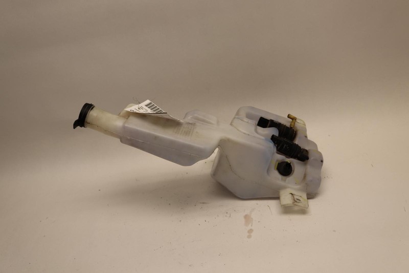 2015-2020 CHEVY TAHOE WINDSHIELD WASHER FLUID RESERVOIR BOTTLE TANK W/ PUMP OEM