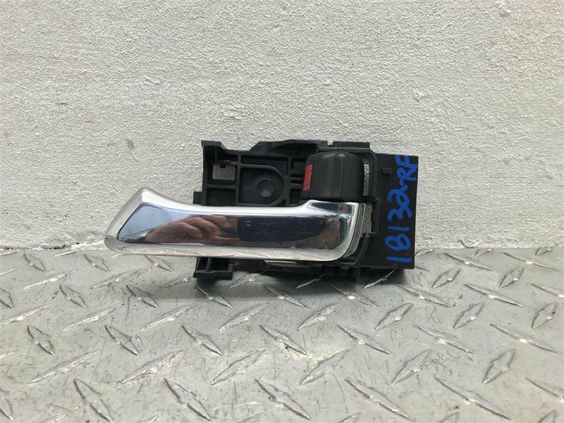 2008 CHEVROLET COLORADO REAR PASSENGER INSIDE INTERIOR DOOR HANDLE OEM 25802015