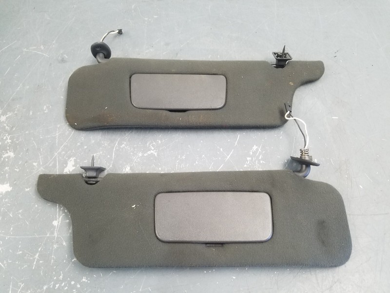 2003 03 04 Ford Mustang Cobra SVT Sun Visors #7759 P9