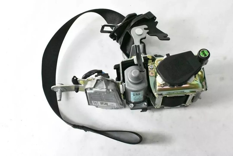 10-13 Mercedes W207 E550 E350 Front Right Passenger Side Seat Belt OEM