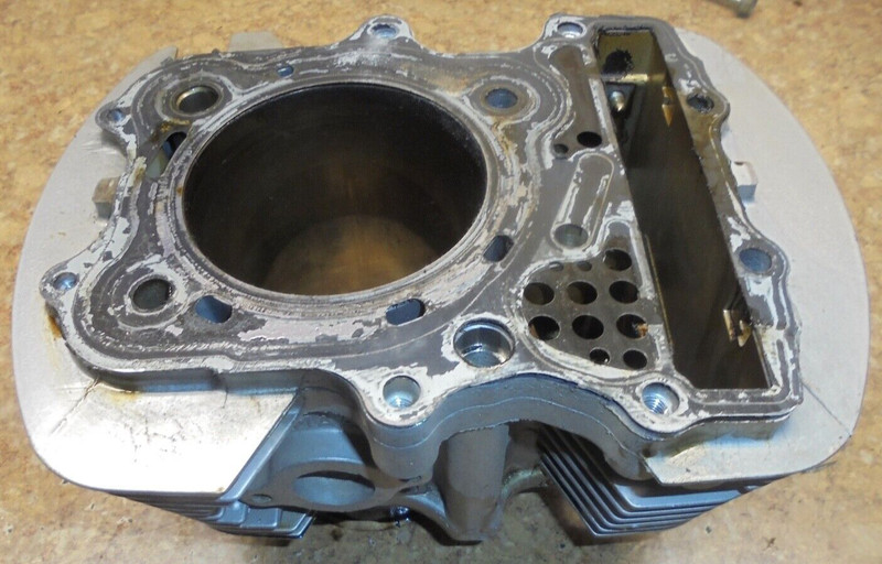 2003 Honda Shadow VT1100C VT1100 VT 1100 C Engine Rear Cylinder Jug Barrel Back