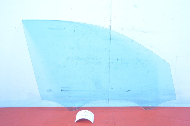 15-18 AUDI Q3 FRONT RIGHT PASSENGER DOOR WINDOW GLASS OEM