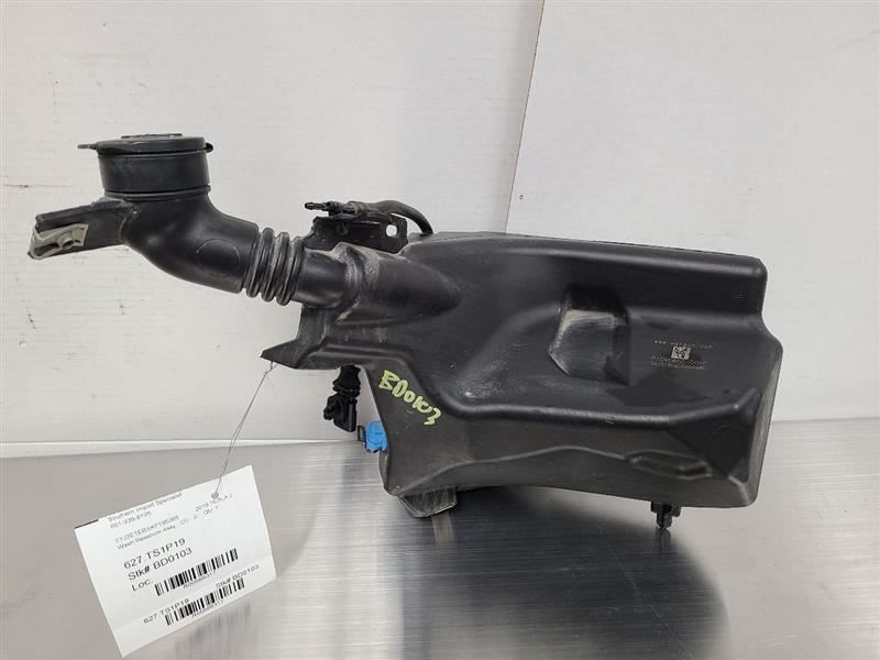 TESLA 3 2019 Wash Reservoir 568317