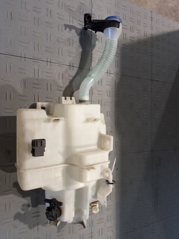 Wash Reservoir Large Capacity Fits 13-23 MAZDA CX-5 3582037