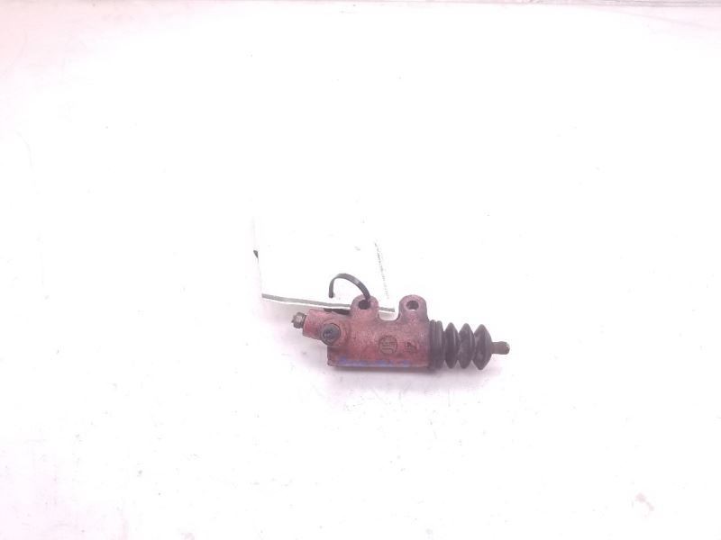 95-04 TOYOTA TACOMA CLUTCH SLAVE CYLINDER