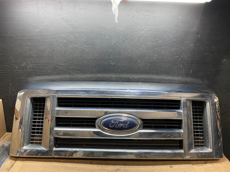 2008 to 2014 Ford Econoline E150 E250 Front Upper Chrome Grill Grille v2525 DG
