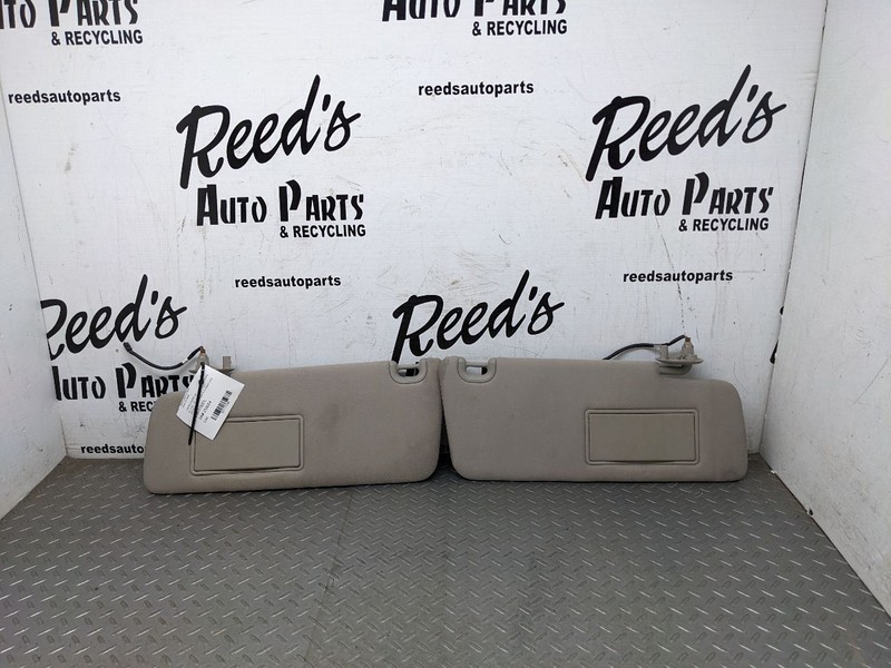 13-18 RAM 1500 Tan Pair Left LH Right RH Sunvisors Sun Visors Light Mirr 1173789