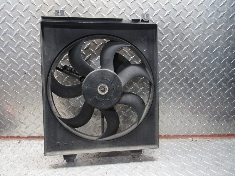05-09 KIA SPECTRA RIGHT HAND PASSENGER CONDENSER COOLING FAN ASSEMBLY 2.0L 4CYL