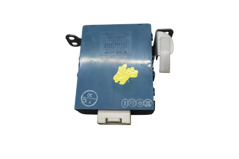 01-06 Lexus LS430 Network Gateway Control Module 89111-50020 Oem
