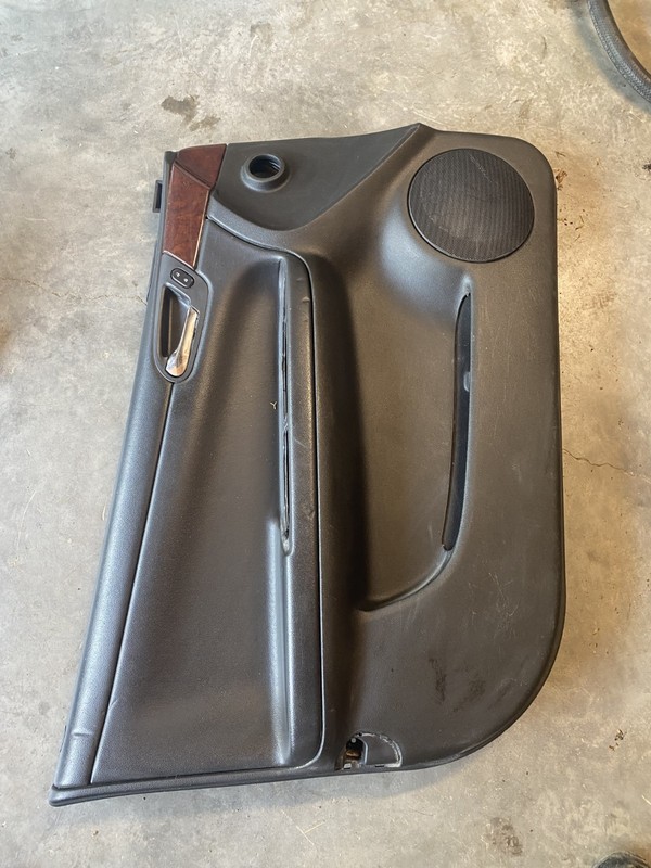 2008 CHEVROLET IMPALA LEFT FRONT DOOR PANEL OEM