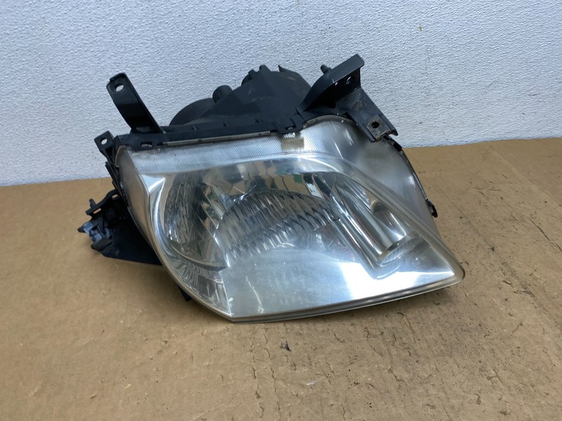 2002 - 2003 Mazda Mpv Right Passenger RH Headlight Oem AD0692 DW
