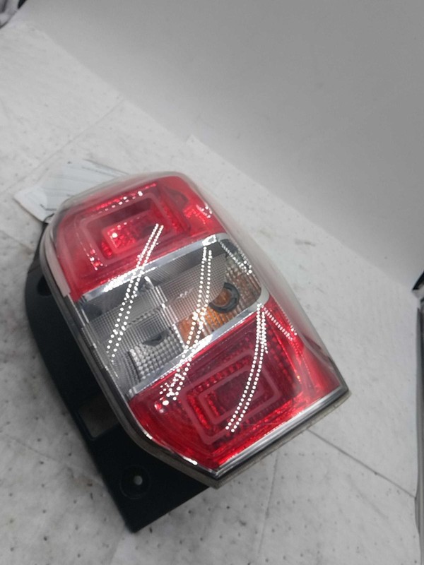 2015 Subaru Forester Right Green Tail Light Assembly OEM 293764 35K Miles