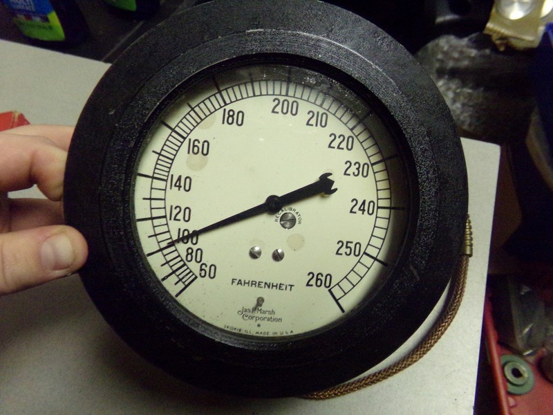 260 Farenheit Gauge w/ Mounting Bracket & Handle *FREE SHIPPING*