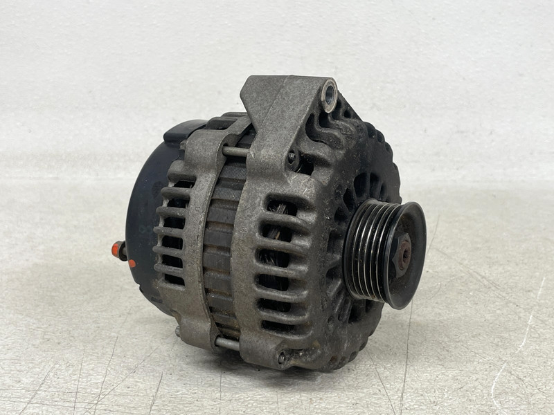 ⭐2003-2004 CHEVROLET SSR ENGINE ALTERNATOR GENERATOR CHARGING ASSY OEM LOT2686