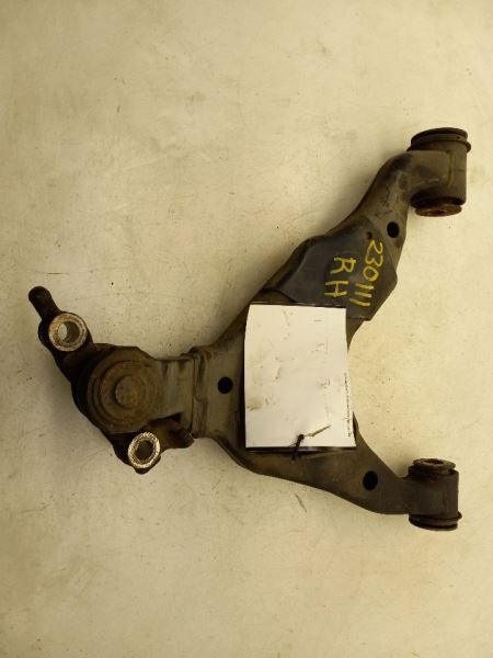04-09 LEXUS GX470 4.7L AT 4WD PASSENGER SIDE FRONT LOWER CONTROL ARM ASSEMBLY