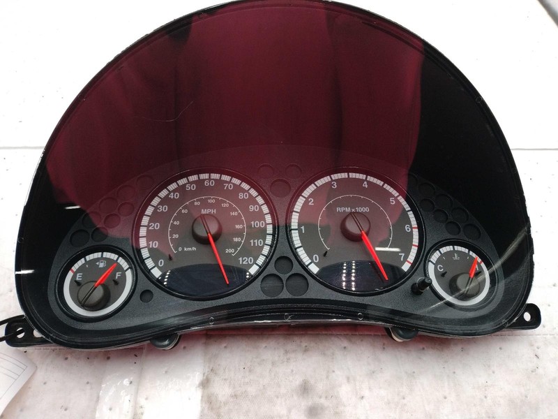 2006 Jeep Liberty Speedometer Gauge OEM Black 3.7L 152K Miles NJ25-25613-649056