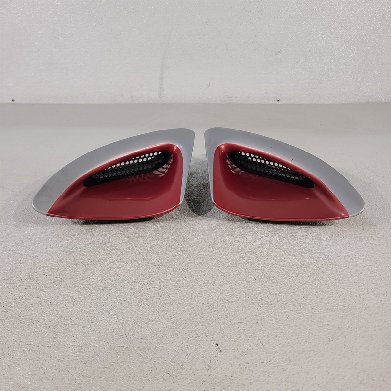 94-95 Mustang Gt Quarter Panel Scoops Vents Brake Cooling Ducts Aa7357